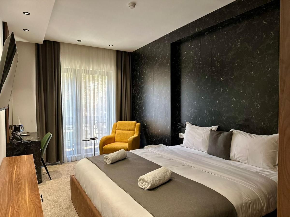 Ador Hotel North Mitrovica