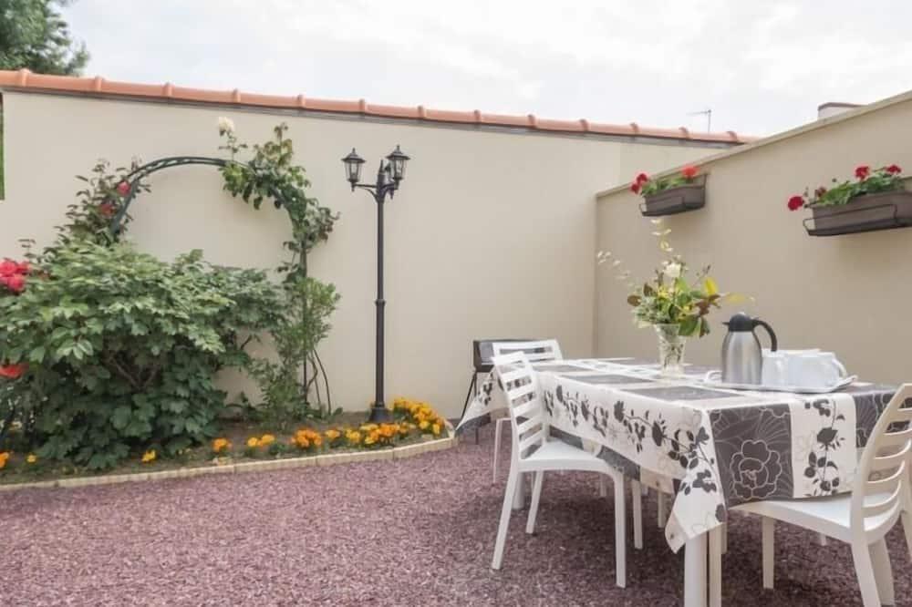 Gite Saint-Philbert-de-Grand-Lieu, 1 bedroom, 3 persons Pays de Loire - Saint-Philbert-de-Grand-Lieu visuel 3/5 Gite Saint-Philbert-de-Grand-Lieu, 1 bedroom, 3 persons Pays de Loire - Saint-Philbert-de-Grand-Lieu visuel 3/5