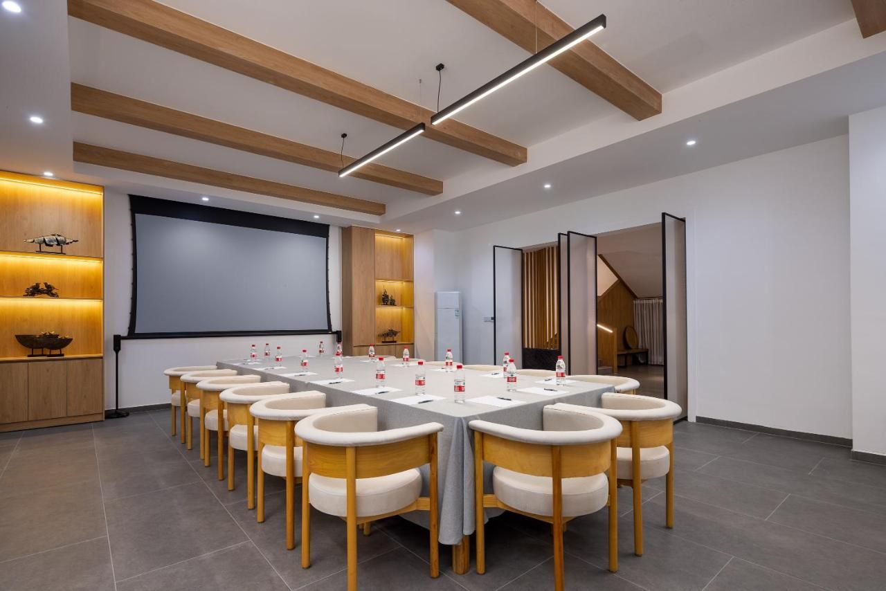 Hilltop House Resort