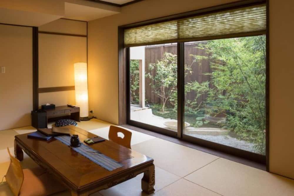 expedia_group-2570452-136450915-423015 Nazuna Kyoto Nijo-tei
