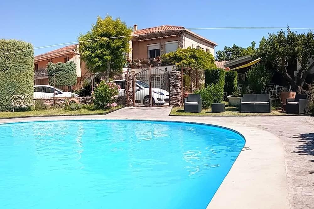 Hotel La Font De Lauro Languedoc-Roussillon - Saumane visuel 1/5 Hotel La Font De Lauro Languedoc-Roussillon - Saumane visuel 1/5
