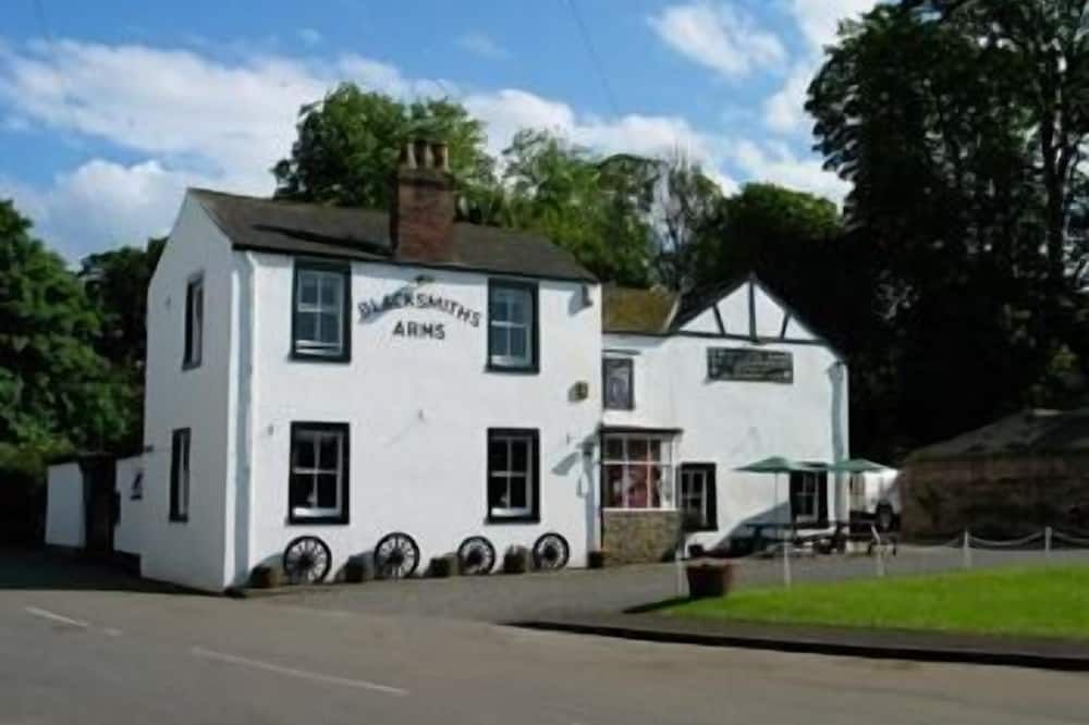 The Blacksmiths Arms