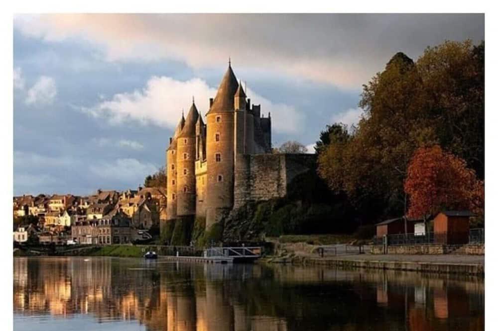 Lake Cottage, In A Small Village Bretagne - Caurel visuel 4/5 Lake Cottage, In A Small Village Bretagne - Caurel visuel 4/5