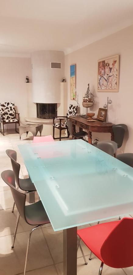 Belle villa piscine Provence Uzes Languedoc-Roussillon - Saint-Victor-des-Oules visuel 2/5 Belle villa piscine Provence Uzes Languedoc-Roussillon - Saint-Victor-des-Oules visuel 2/5