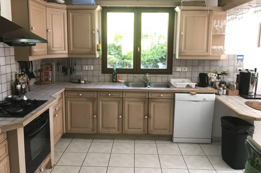 fabulous alpine chalet with jacuzzi, sauna and terrace. Rhône-Alpes - La Chapelle-d'Abondance visuel 1/10