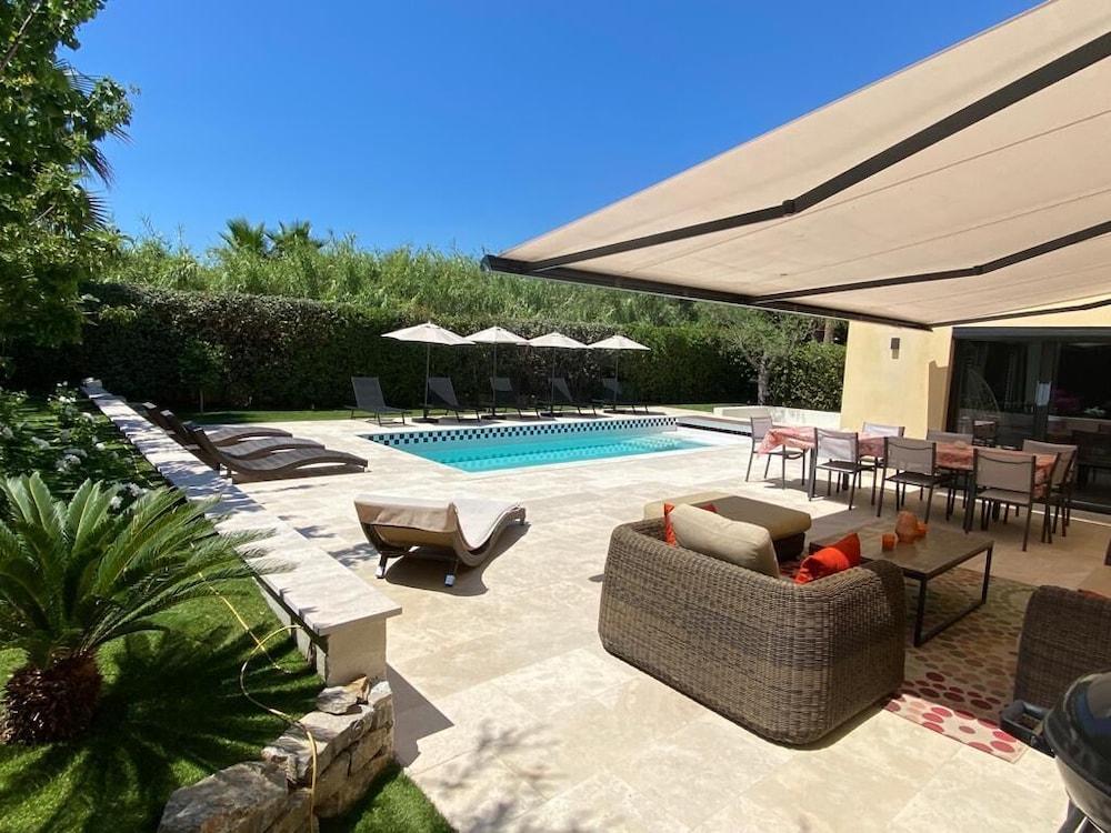 Saint Tropez 4 Bedroom Villa 300 M From The Beach Provence-Alpes-Côte d'Azur - Saint-Tropez visuel 5/5 Saint Tropez 4 Bedroom Villa 300 M From The Beach Provence-Alpes-Côte d'Azur - Saint-Tropez visuel 5/5