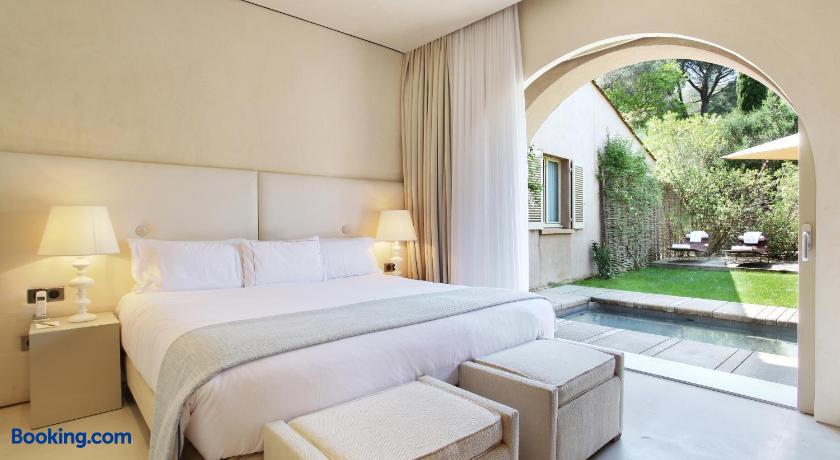 booking-547010-146706273-285978 MUSE Saint-Tropez