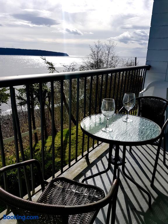 Above Tide Motel, Campbell River - Compare Deals