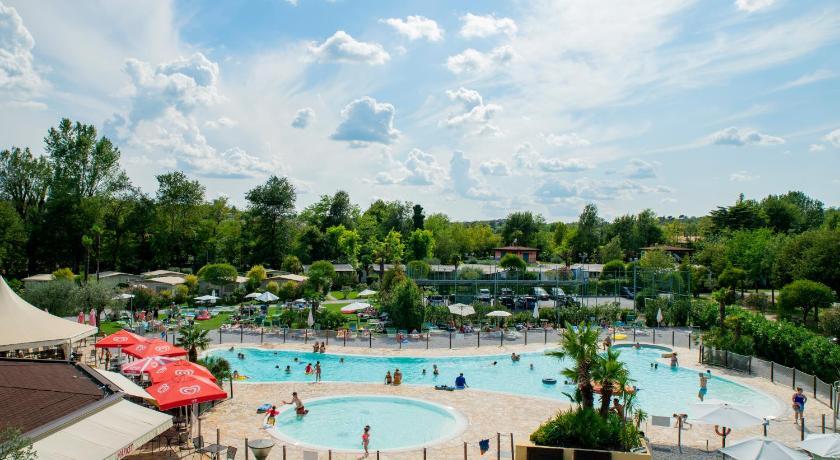 Albatross Mobile Homes on Camping Baia Verde Lombardy - Manerba del Garda visuel 1/5 Albatross Mobile Homes on Camping Baia Verde Lombardy - Manerba del Garda visuel 1/5