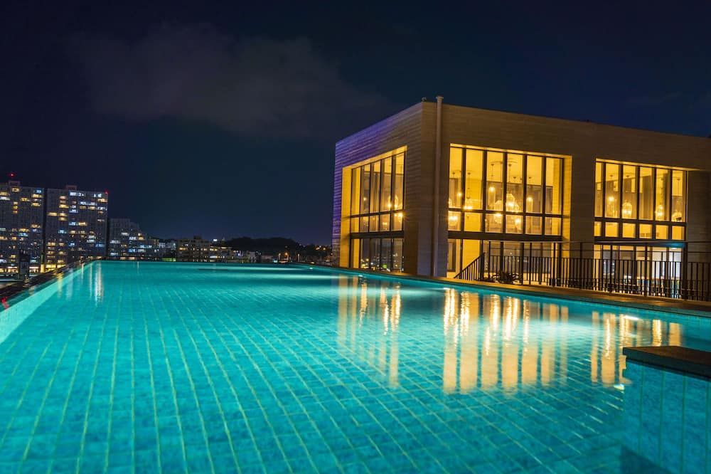 MB GALLERY CHATAN by THE TERRACE HOTELS