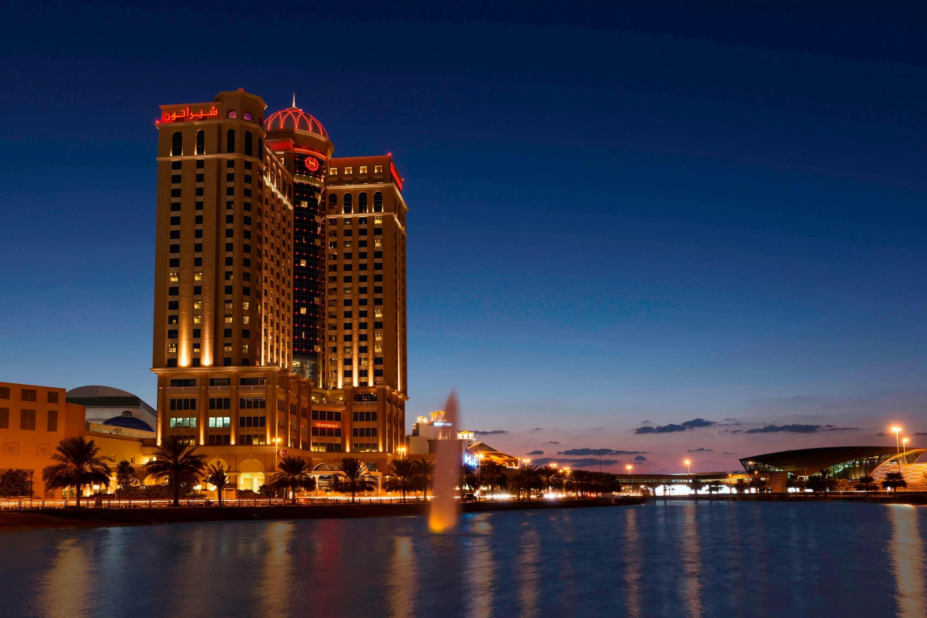 Sheraton Mall of the Emirates Hotel, Dubai