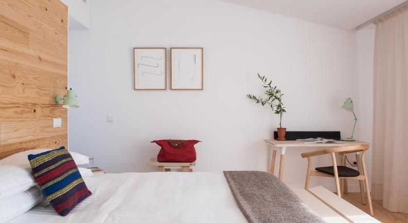 Craveiral Farmhouse by Belong Staying & Feeling