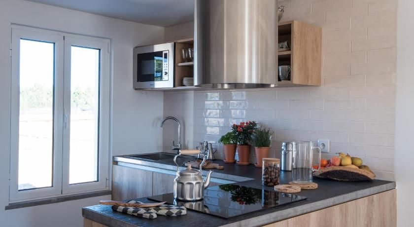 Craveiral Farmhouse by Belong Staying & Feeling