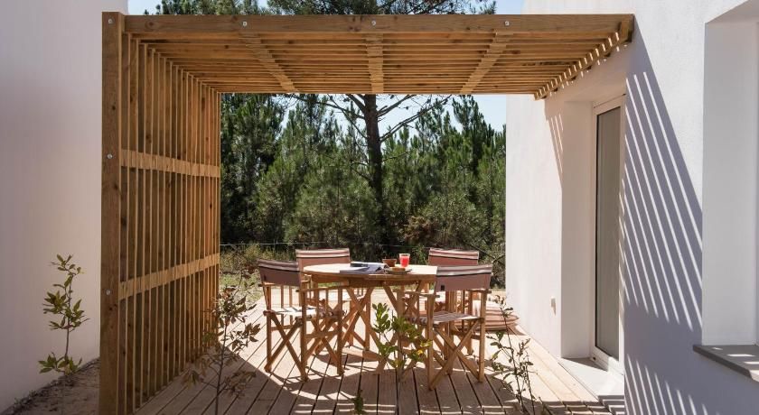 Craveiral Farmhouse by Belong Staying & Feeling