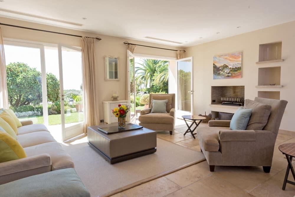 Splendid Villa near Valbonne in a Peaceful and Secure private domain. Provence-Alpes-Côte d'Azur - Valbonne visuel 5/5