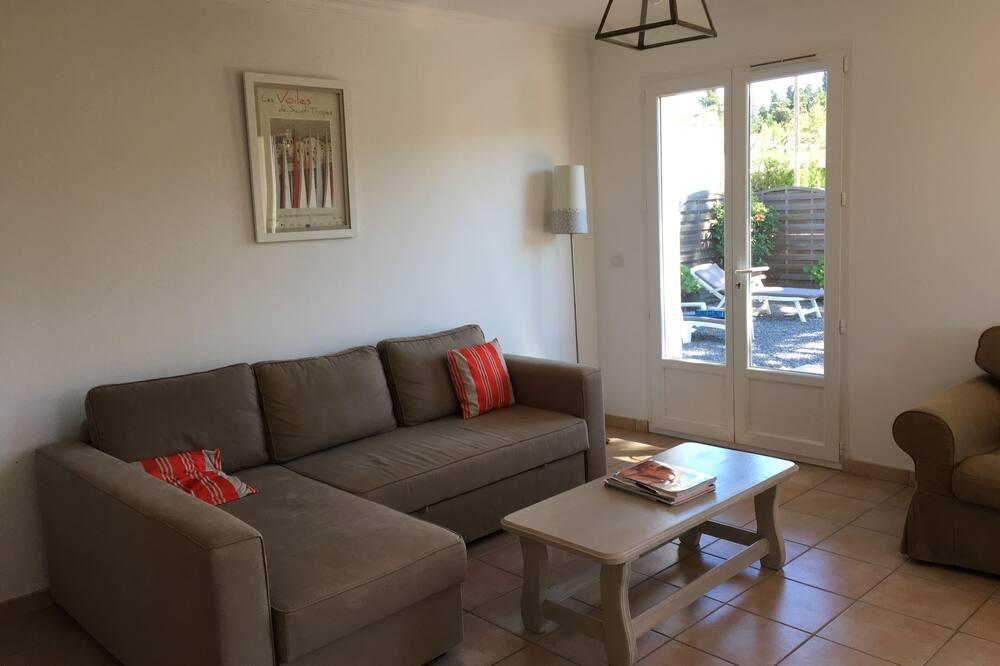 300 m from the beach, lovely new house in St Tropez with large garden Provence-Alpes-Côte d'Azur - Saint-Tropez visuel 1/5 300 m from the beach, lovely new house in St Tropez with large garden Provence-Alpes-Côte d'Azur - Saint-Tropez visuel 1/5