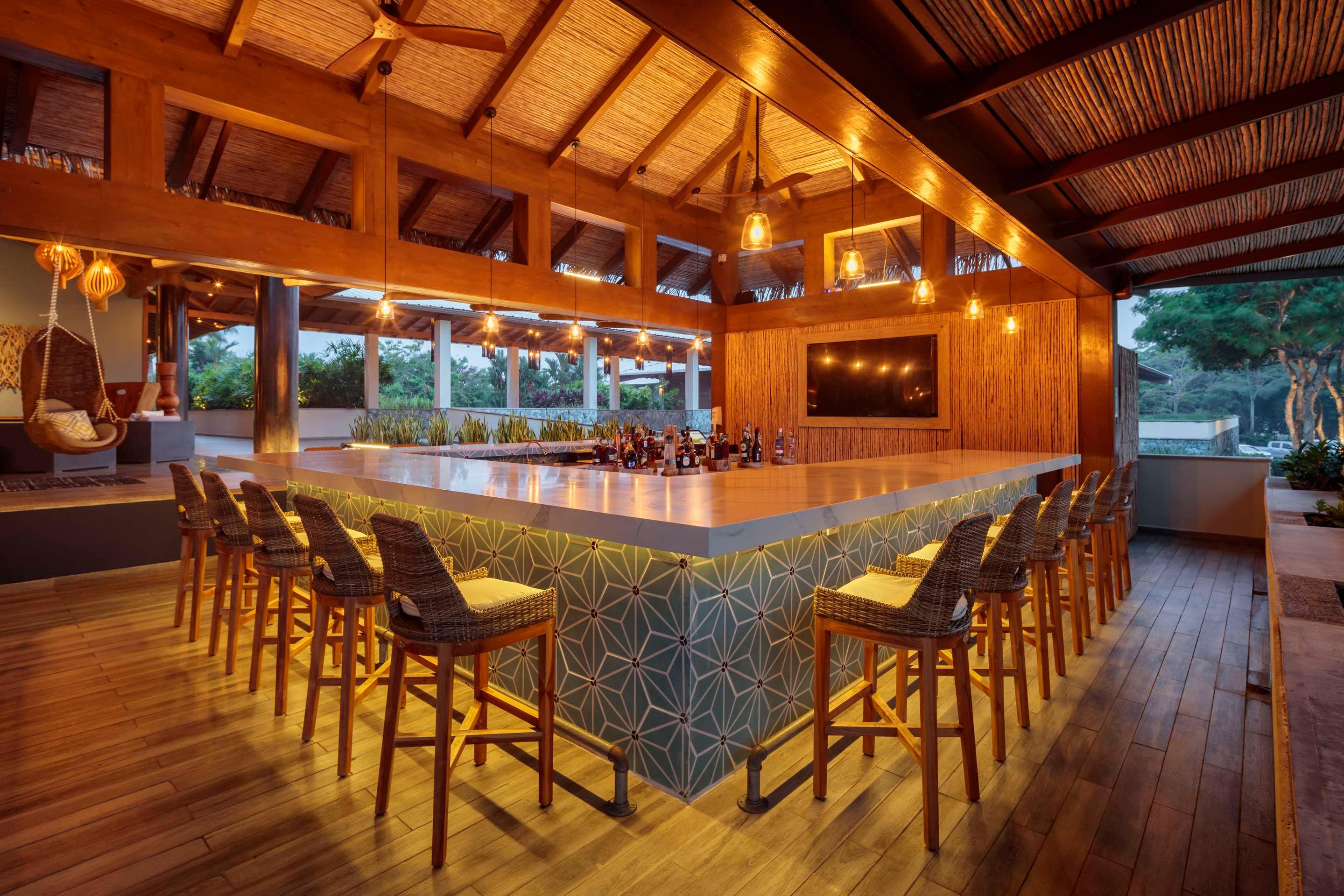 ice-2058707-108234643-147512 Indura Beach & Golf Resort Curio Collection By Hilton