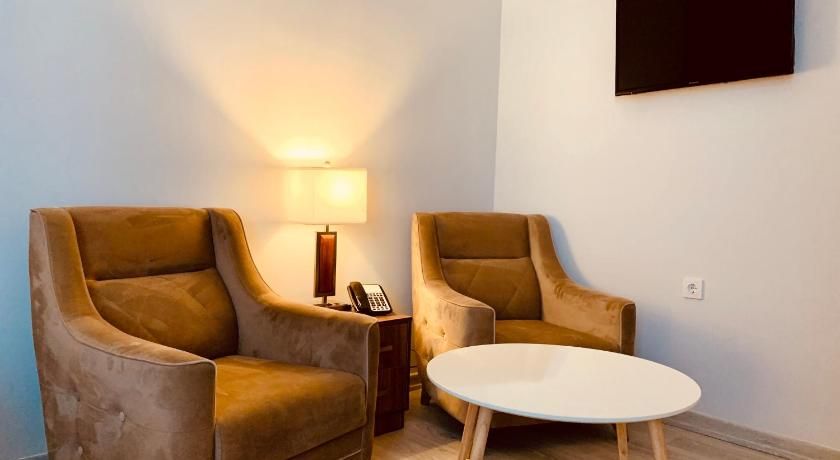 Hotel Tsereteli Palace