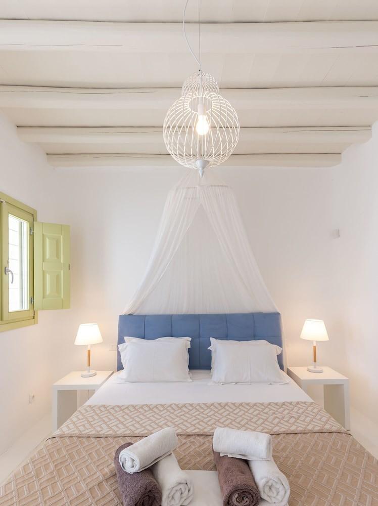 sembo-3940958-e3fa2a-439288 Lyra Villas Mykonos