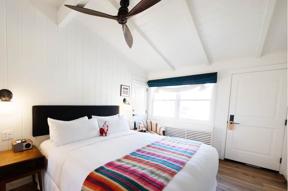 Skyview Los Alamos - 21 & Over Pool