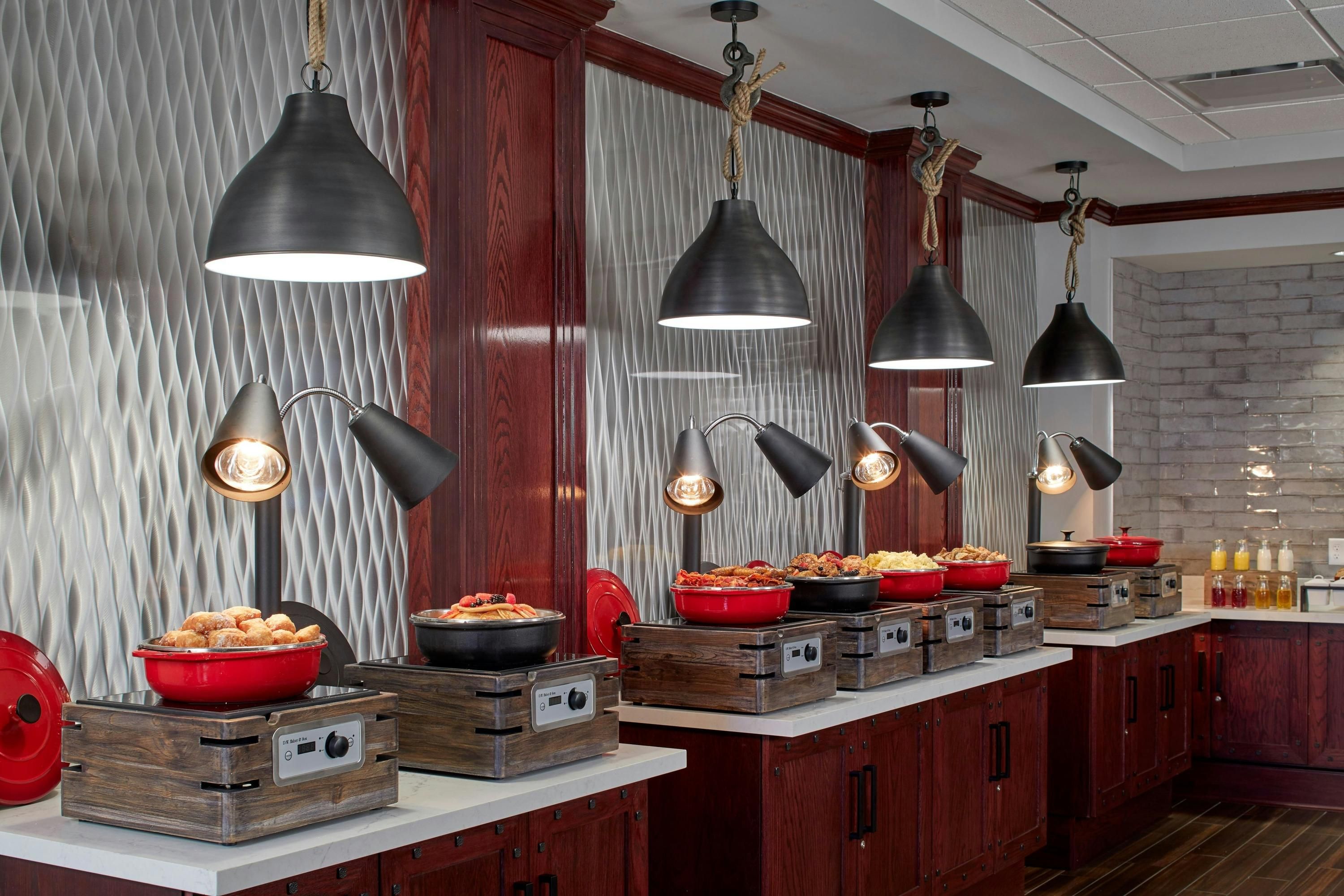 Renaissance Mobile Riverview Plaza Hotel