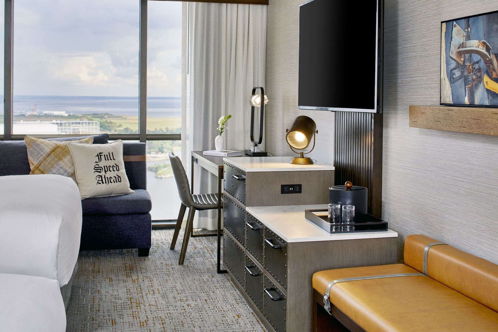 Renaissance Mobile Riverview Plaza Hotel