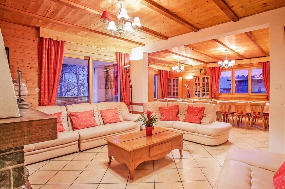 Chalet, resort center, view mountain, sauna, terrace, balcony, fireplace or stove, parking, tv Rhône-Alpes - La Chapelle-d'Abondance visuel 5/5 Chalet, resort center, view mountain, sauna, terrace, balcony, fireplace or stove, parking, tv Rhône-Alpes - La Chapelle-d'Abondance visuel 5/5