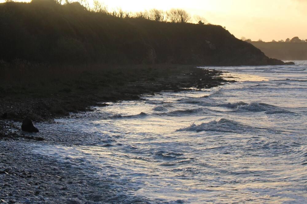 Cottage 7 to 9 people in the Bay of Saint Brieuc 200m from the beach! Bretagne - Hillion visuel 3/5 Cottage 7 to 9 people in the Bay of Saint Brieuc 200m from the beach! Bretagne - Hillion visuel 3/5