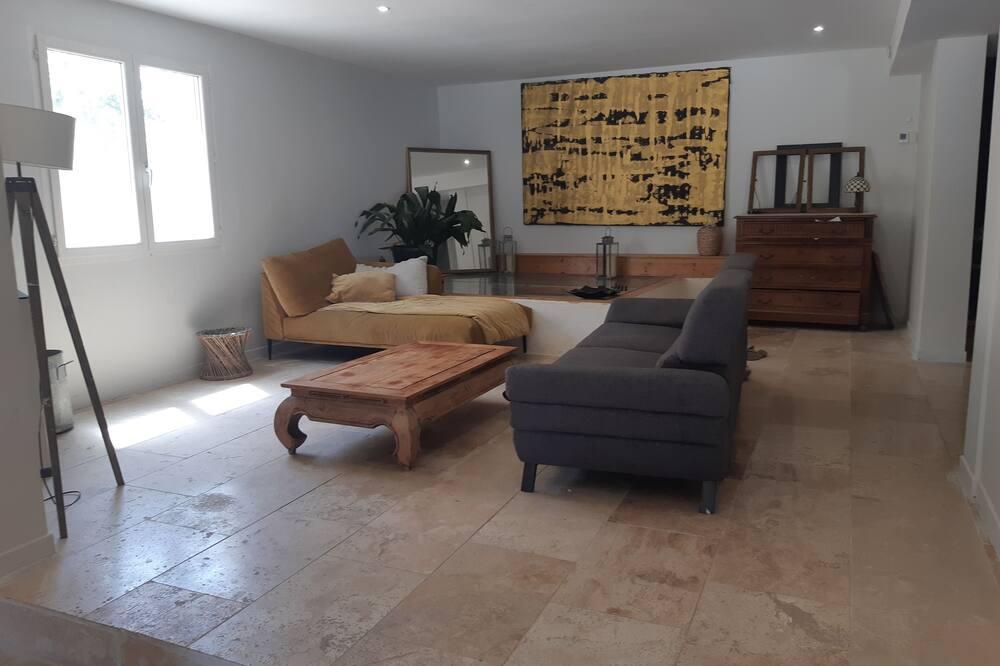 Grande maison familiale avec piscine proche Avignon Languedoc-Roussillon - Bagnols-sur-Cèze visuel 4/5 Grande maison familiale avec piscine proche Avignon Languedoc-Roussillon - Bagnols-sur-Cèze visuel 4/5