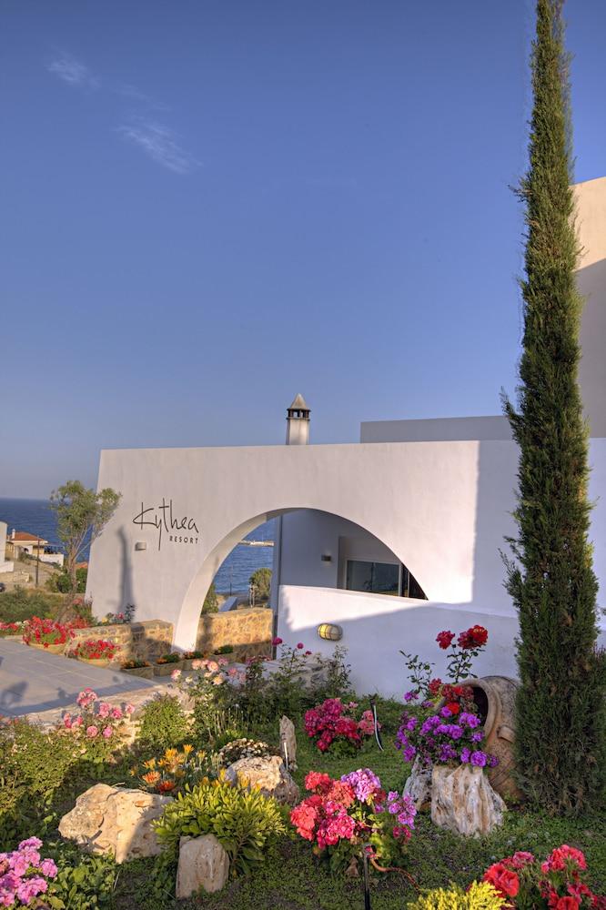 sembo-332359-0dc2a9-280561 Kythea Resort