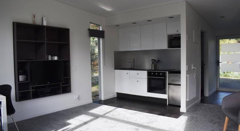 The Lakes - Kai Iwi Lakes Exclusive Retreat