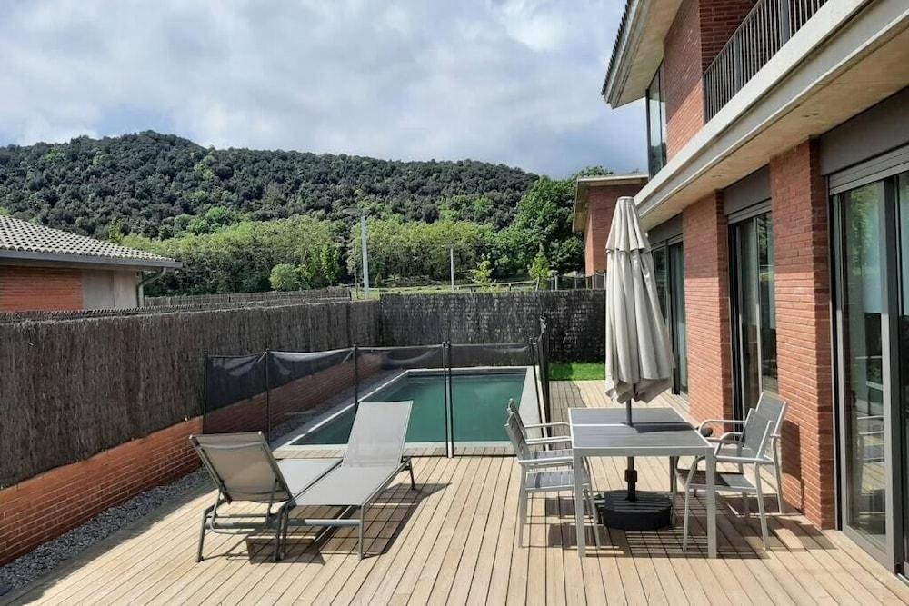Exclusive fully equipped villa with private pool Catalonië - Olot visuel 4/10 Exclusive fully equipped villa with private pool Catalonië - Olot visuel 4/10