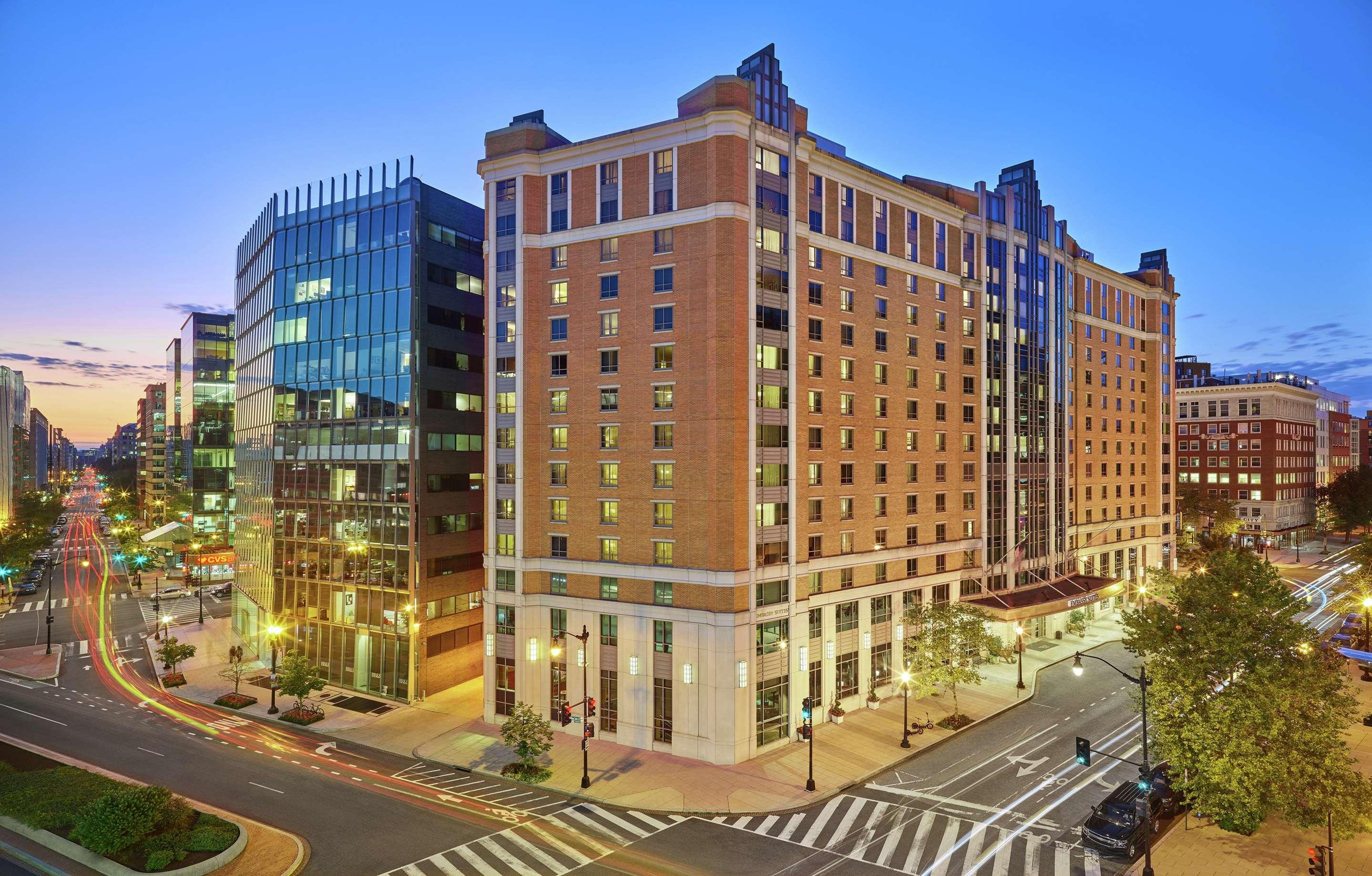 Hotels near Smithsonian American Art Museum (Washington, D.C.) from  $51night - KAYAK