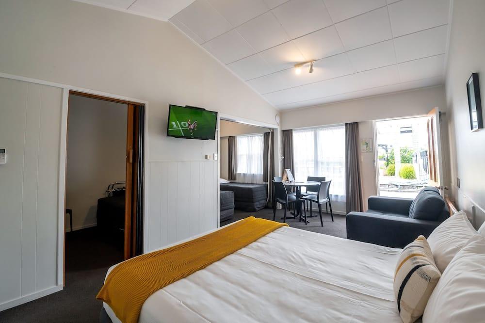 expedia_group-452657-30b428a1-629141 Aura Accommodation