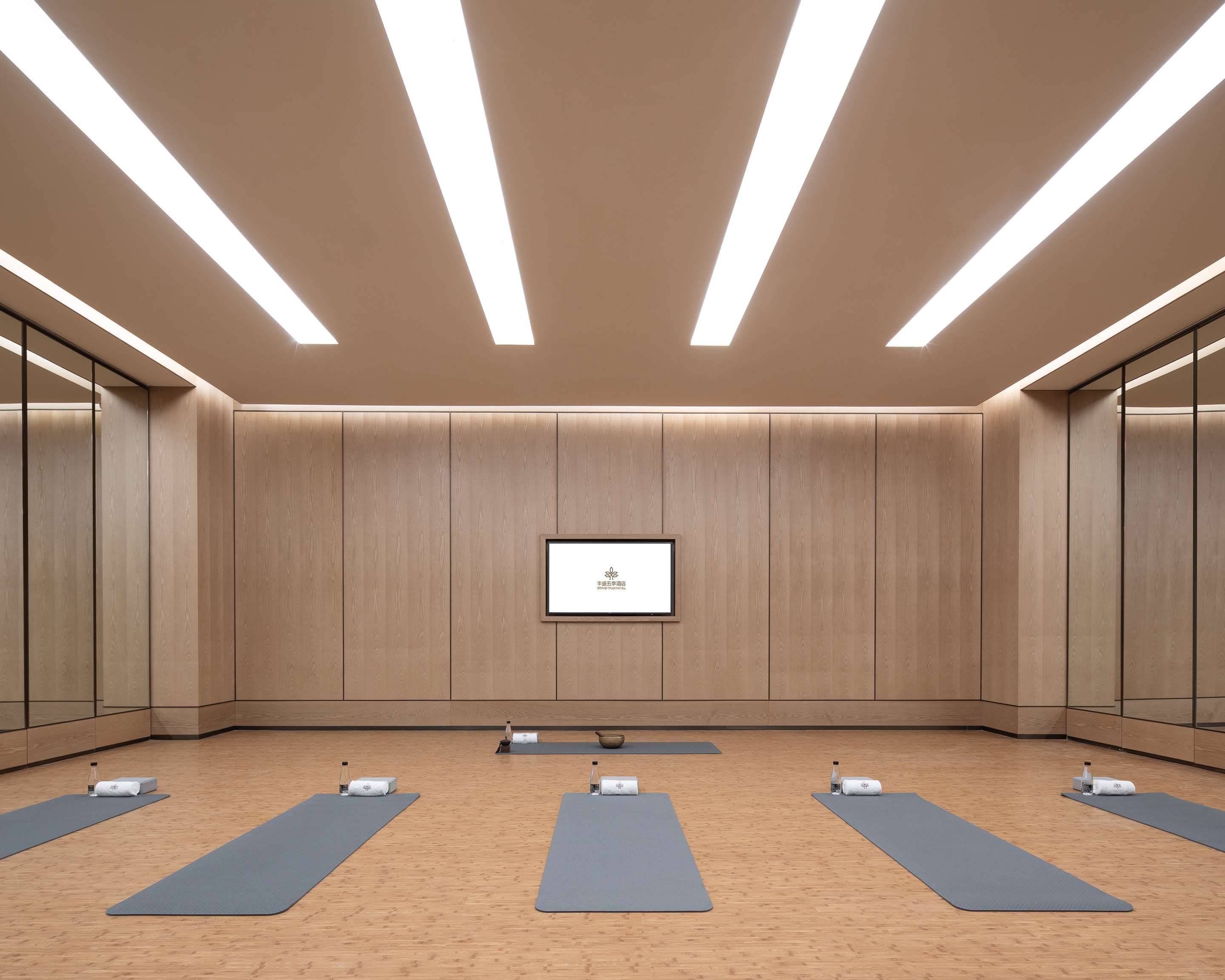 Grand Wuji Hotel, In The Unbound Collection By Hyatt