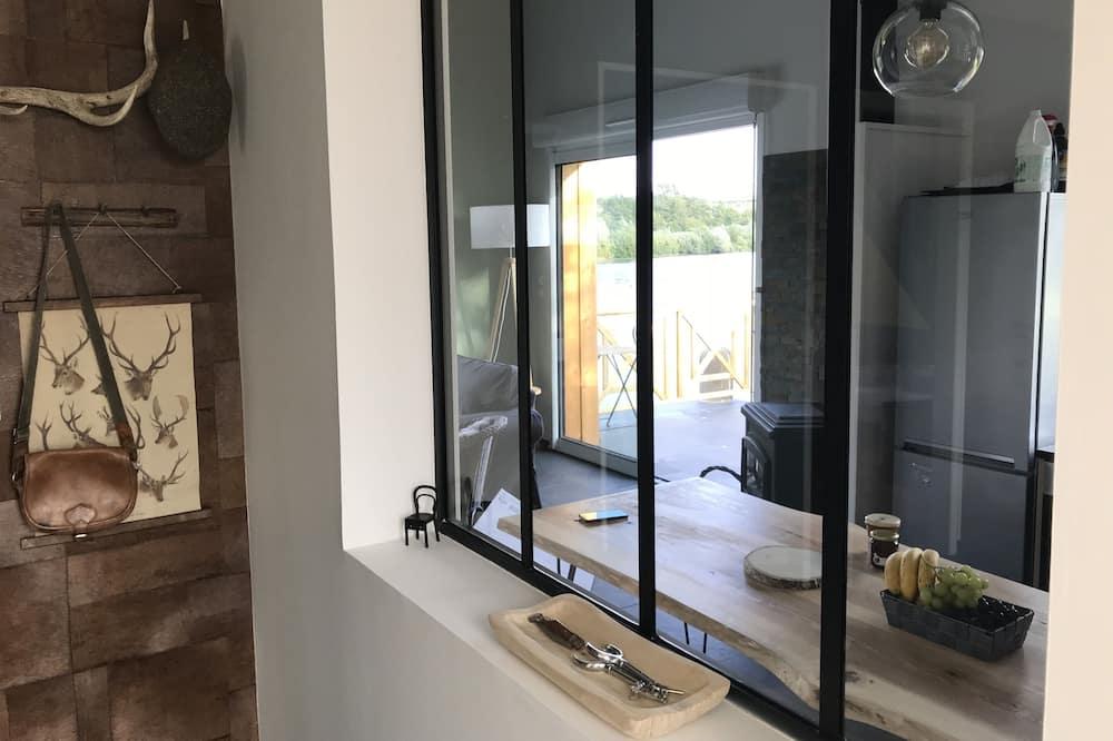 In the heart of the Opal Coast, a house on stilts by the lake Nord-Pas De Calais - Recques-sur-Course visuel 1/5 In the heart of the Opal Coast, a house on stilts by the lake Nord-Pas De Calais - Recques-sur-Course visuel 1/5