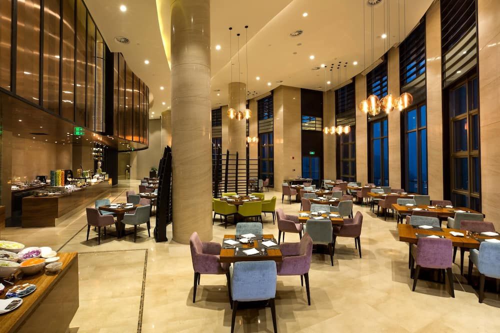 Crowne Plaza Chongqing New North Zone by IHG