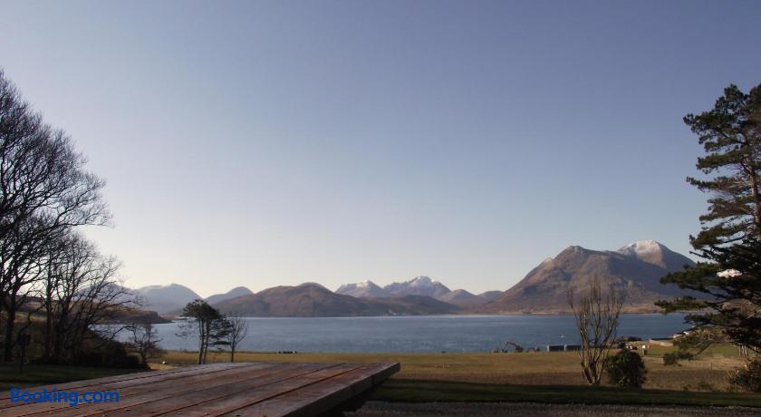 booking-638494-18300216-390564 Raasay House Hotel
