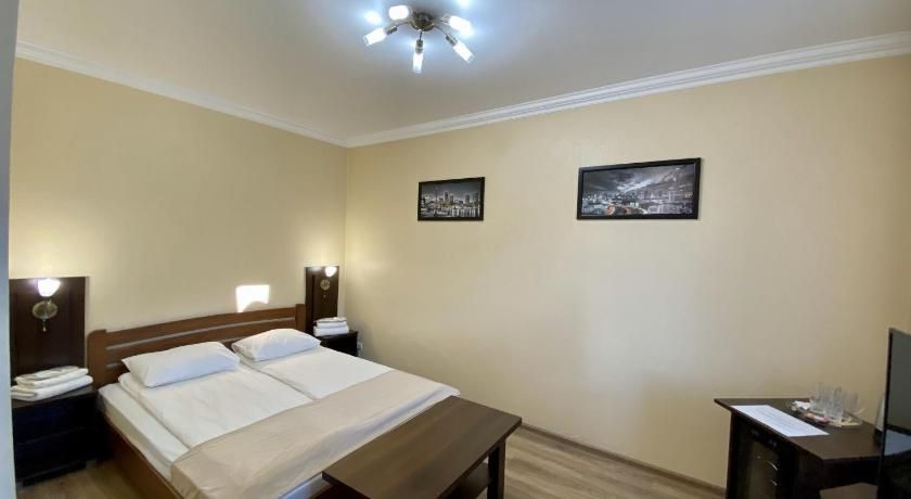 Sting Hotel & Event Palace