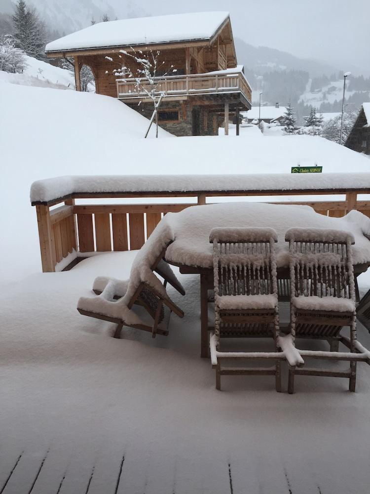 Detached, south-facing chalet close to hiking trails and lake Rhône-Alpes - Abondance visuel 2/5 Detached, south-facing chalet close to hiking trails and lake Rhône-Alpes - Abondance visuel 2/5