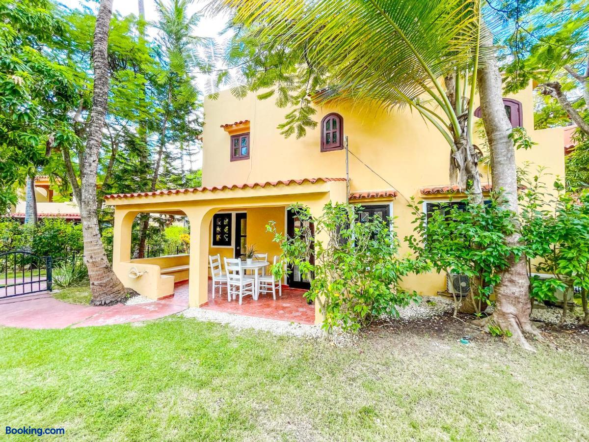 booking-10162812-642656073-445256 Bavaro Casas Beach Hotel Garden View Wifi Bbq Los Corales Beach Club & Spa