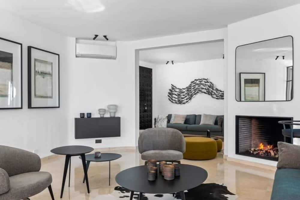 Relax in luxury at this stunning seaside Villa Costa Blanca - Calpe visuel 2/5 Relax in luxury at this stunning seaside Villa Costa Blanca - Calpe visuel 2/5