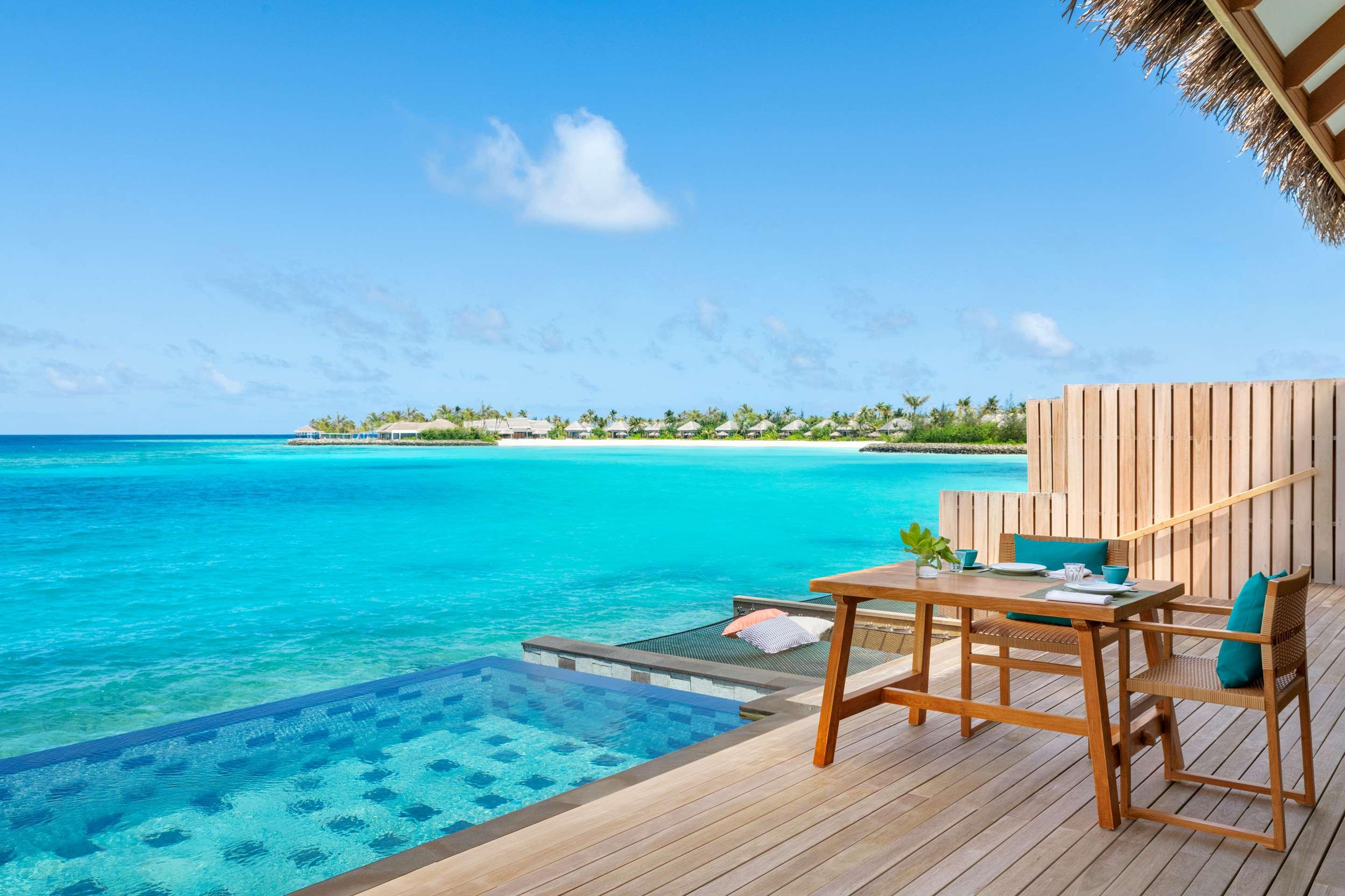 ice-1070466236-99715523-092284 Hilton Maldives Amingiri Resort & Spa