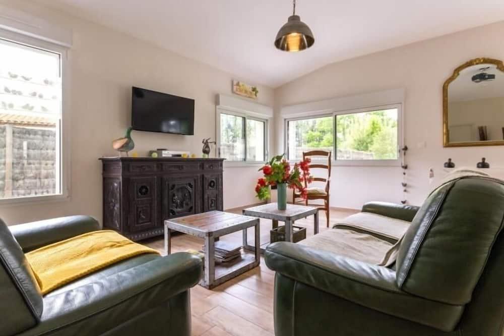 Gite Saint-Philbert-de-Grand-Lieu, 2 bedrooms, 5 persons Pays de Loire - Saint-Philbert-de-Grand-Lieu visuel 1/5 Gite Saint-Philbert-de-Grand-Lieu, 2 bedrooms, 5 persons Pays de Loire - Saint-Philbert-de-Grand-Lieu visuel 1/5