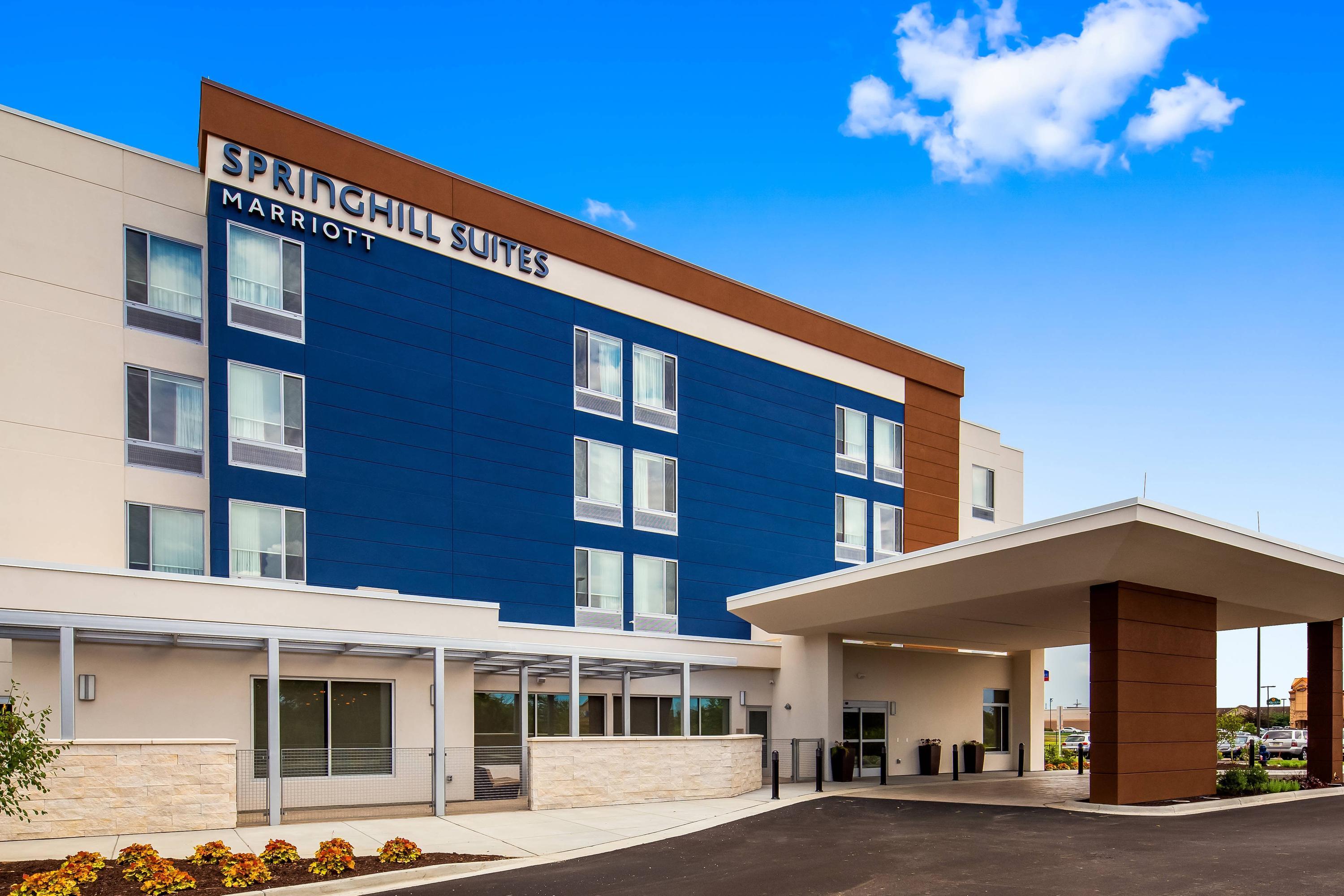 SpringHill Suites Marriott Chambersburg  128     2  1  5  