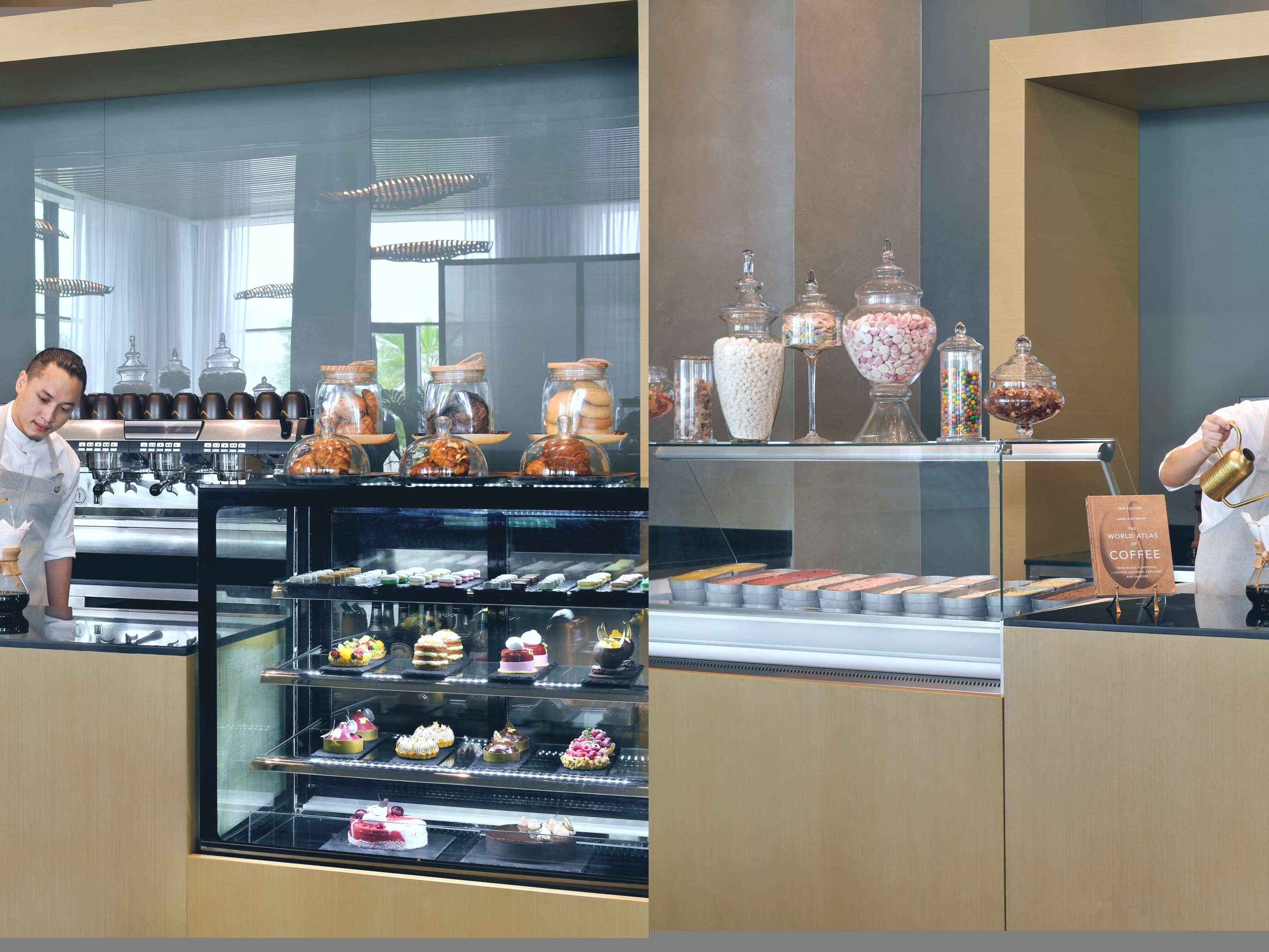 ice-1070419878-121308685-399557 Mövenpick Resort Al Marjan Island