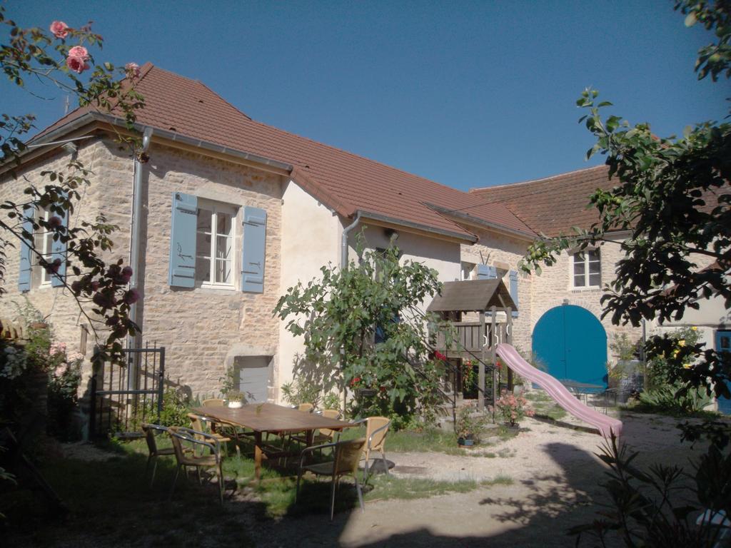 Les Trois Croix Bourgogne - Santenay visuel 5/5 Les Trois Croix Bourgogne - Santenay visuel 5/5