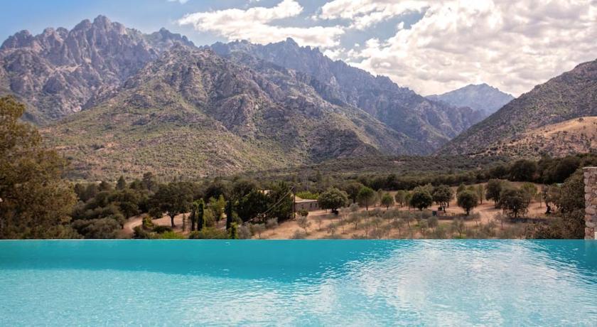 Maison en pierre Corse avec vue proche des Gorges de l'Asco entre mer montagne et piscine Corsica - Moltifao visuel 1/5