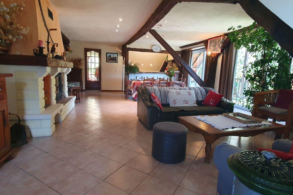 rent a Chalet comfort 10/11 pers in Les Orres, Classified 3 EPIS Provence-Alpes-Côte d'Azur - Les Orres visuel 1/5 rent a Chalet comfort 10/11 pers in Les Orres, Classified 3 EPIS Provence-Alpes-Côte d'Azur - Les Orres visuel 1/5