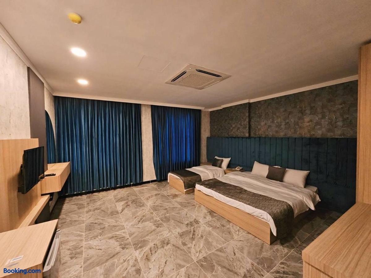 booking-1071267710-637432334-399591 Sarok Hotel
